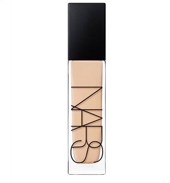 Nars Radiant Long Wear Foundation Light 2.5