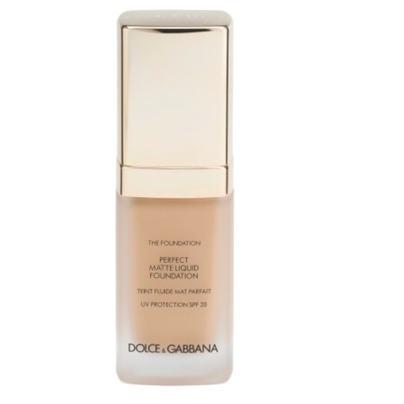 Matte Liquid Foundation Warm Rose 130