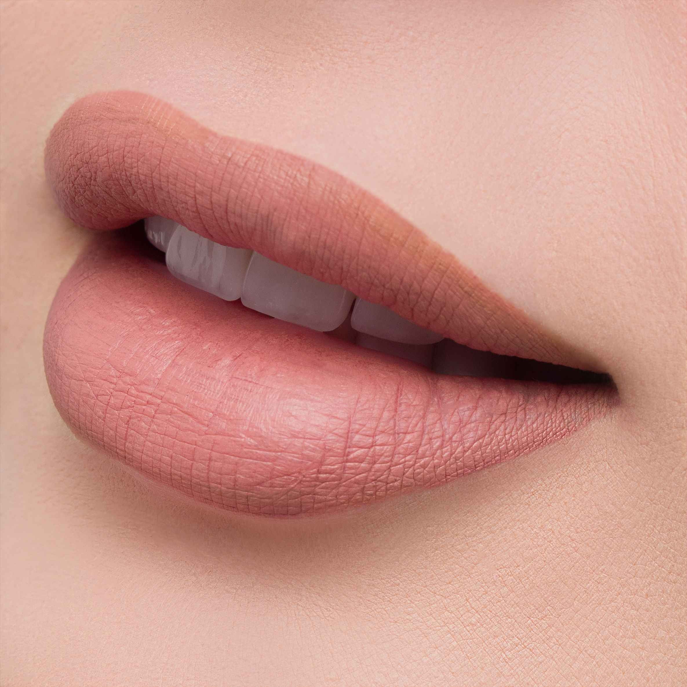 Hadel Alazawey Liquid Matt Lip Stick March